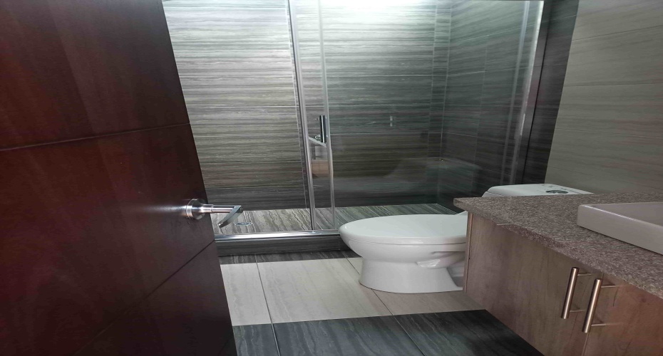 Cuenca, Azuay, 3 Dormitorios Dormitorios, ,2 BañosBaños,Case de Una Sola Familia,En venta,1274