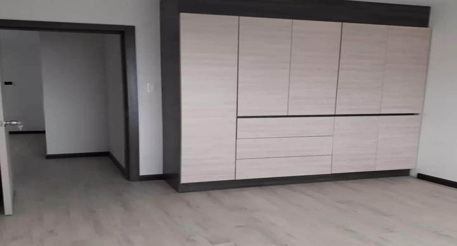 Cuenca, Azuay, 3 Bedrooms Bedrooms, ,3 BathroomsBathrooms,Single Family Home,For Sale,1612412071639162