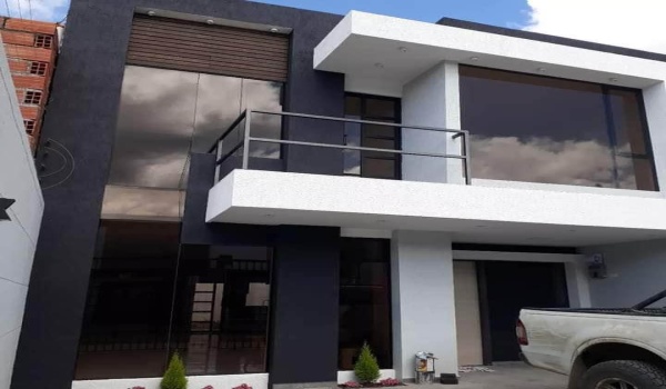 Cuenca, Azuay, 3 Bedrooms Bedrooms, ,3 BathroomsBathrooms,Single Family Home,For Sale,1612412071639162