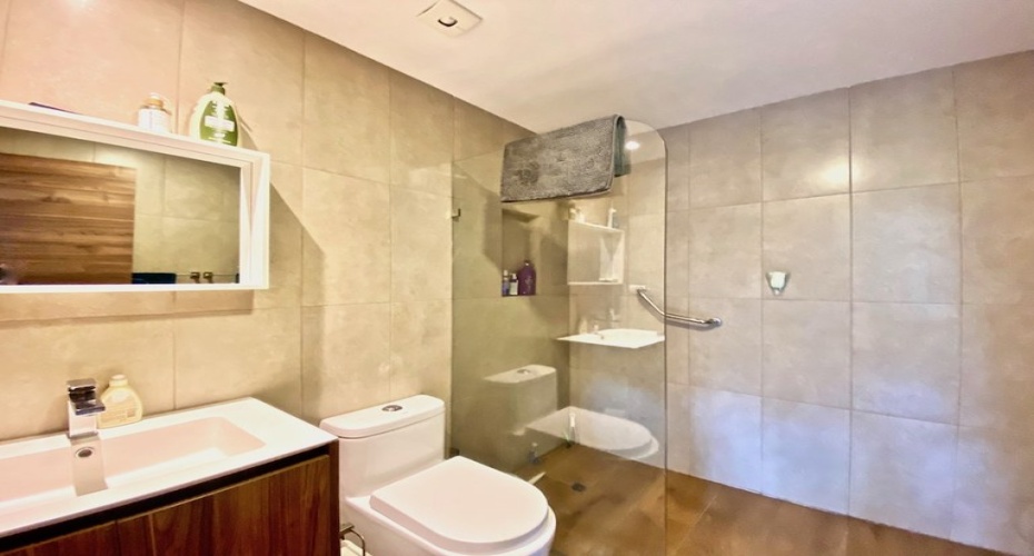 Cuenca, Azuay, 1 Bedroom Bedrooms, ,1 BathroomBathrooms,Apartment,For Sale,1044